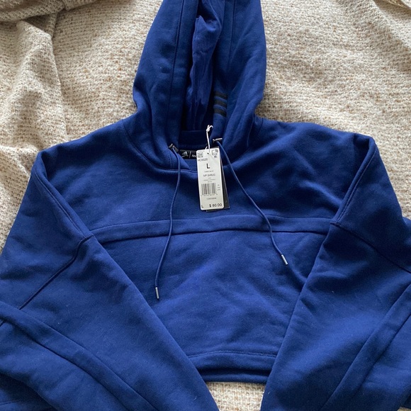 IVY PARK Tops - NWT Adidas x Ivy Park cropped hoodie